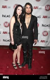 Aiden ashley dave navarro avn hi-res stock photography and images ...
