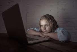 Nine Signs Your Kids Are Viewing Porn Online - Screen Time