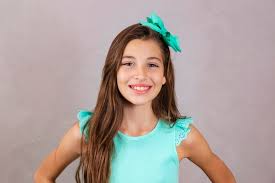 Premium Photo | Adorable pre teen girl ten years old smiling ...