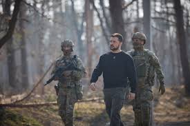 Zelenskyy visits front-line as Ukraine gears up for ...